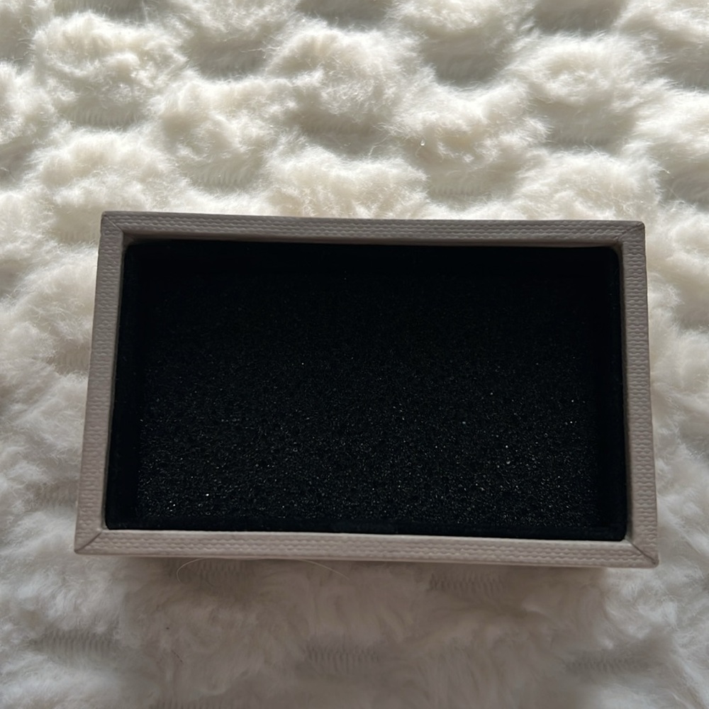 Burberry Circle Check Cuff Link-Authentic-NIB - Picture 8 of 9